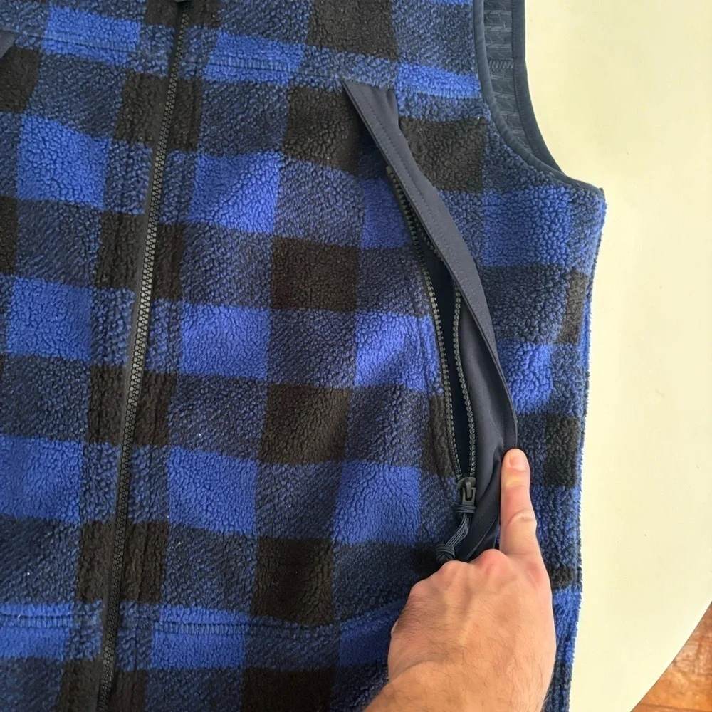 J. Crew Men’s Nordic Sherpa Fleece Vest Check Buffalo Plaid Size Medium